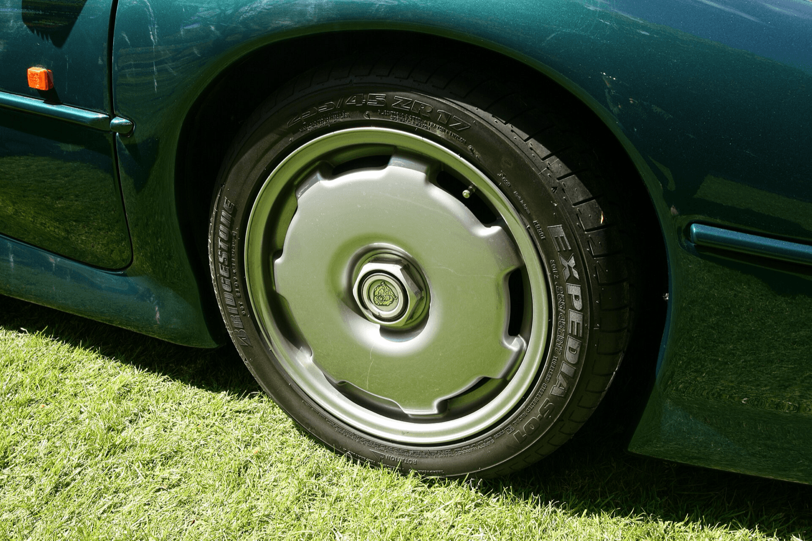 Porsche wheel set prepared for careful automotive parts shipping